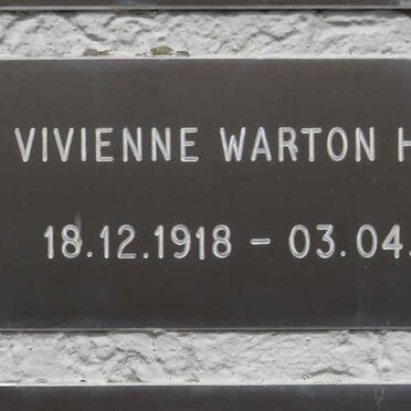 HENLEY Vivienne Warton 1918-2004 