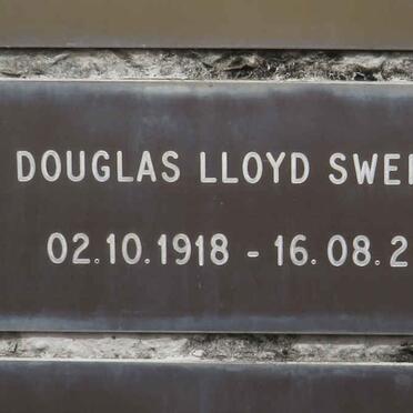 SWEMMER Douglas  Lloyd 1918-2006