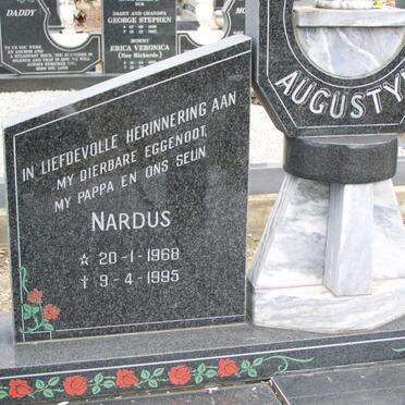 AUGUSTYN Nardus 1968-1995 &amp; Elize 1969-1997 _2