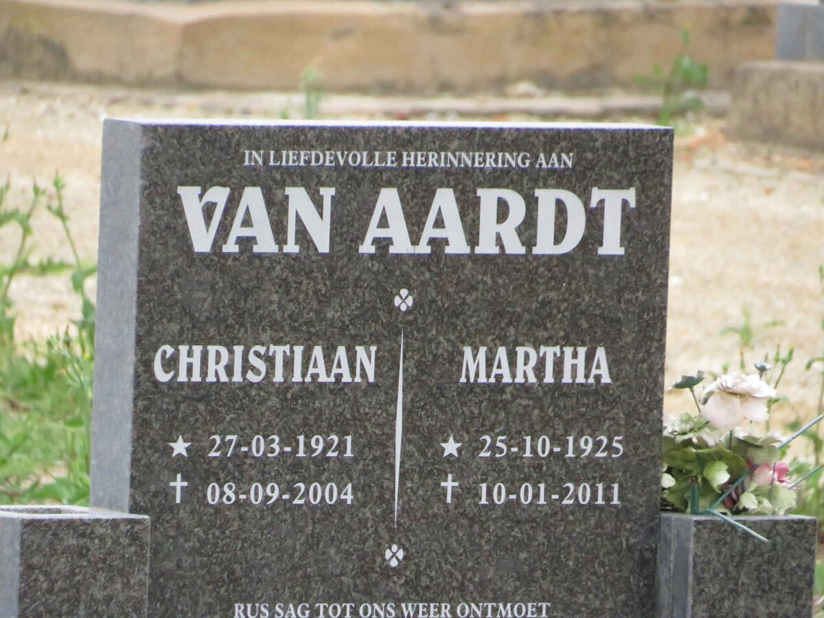 AARDT Christiaan, van 1921-2004 & Martha 1925-2011