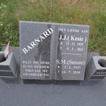 BARNARD J.J. 1935-2011 &amp; S.M. 1937-2018