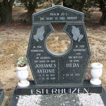 ESTERHUIZEN Johannes Antonie 1943-1998 &amp; Hilda 1939-