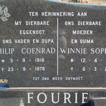 FOURIE Philip Coenrad 1916-1978 &amp; Winnie Sophie J. 1925-2002
