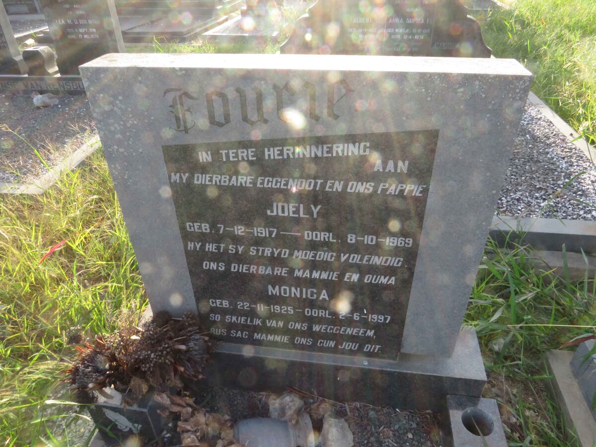 FOURIE Joely 1917-1969 &amp; Monica 1925-1997