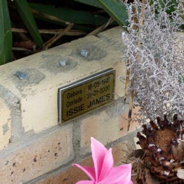 JAMES Issie 1947-2000