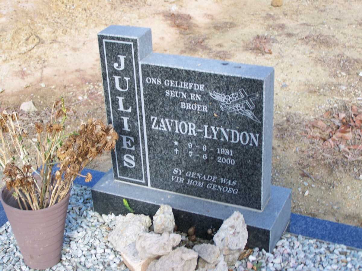 JULIES Zavior-Lyndon 1981-2000