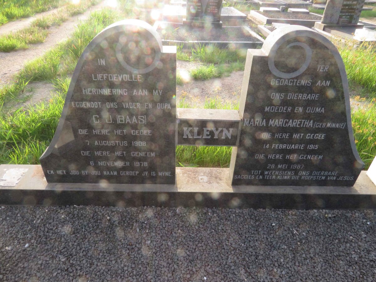 KLEYN C.J. 1908-1978 &amp; Maria Margaretha MINNIE 1915-1987