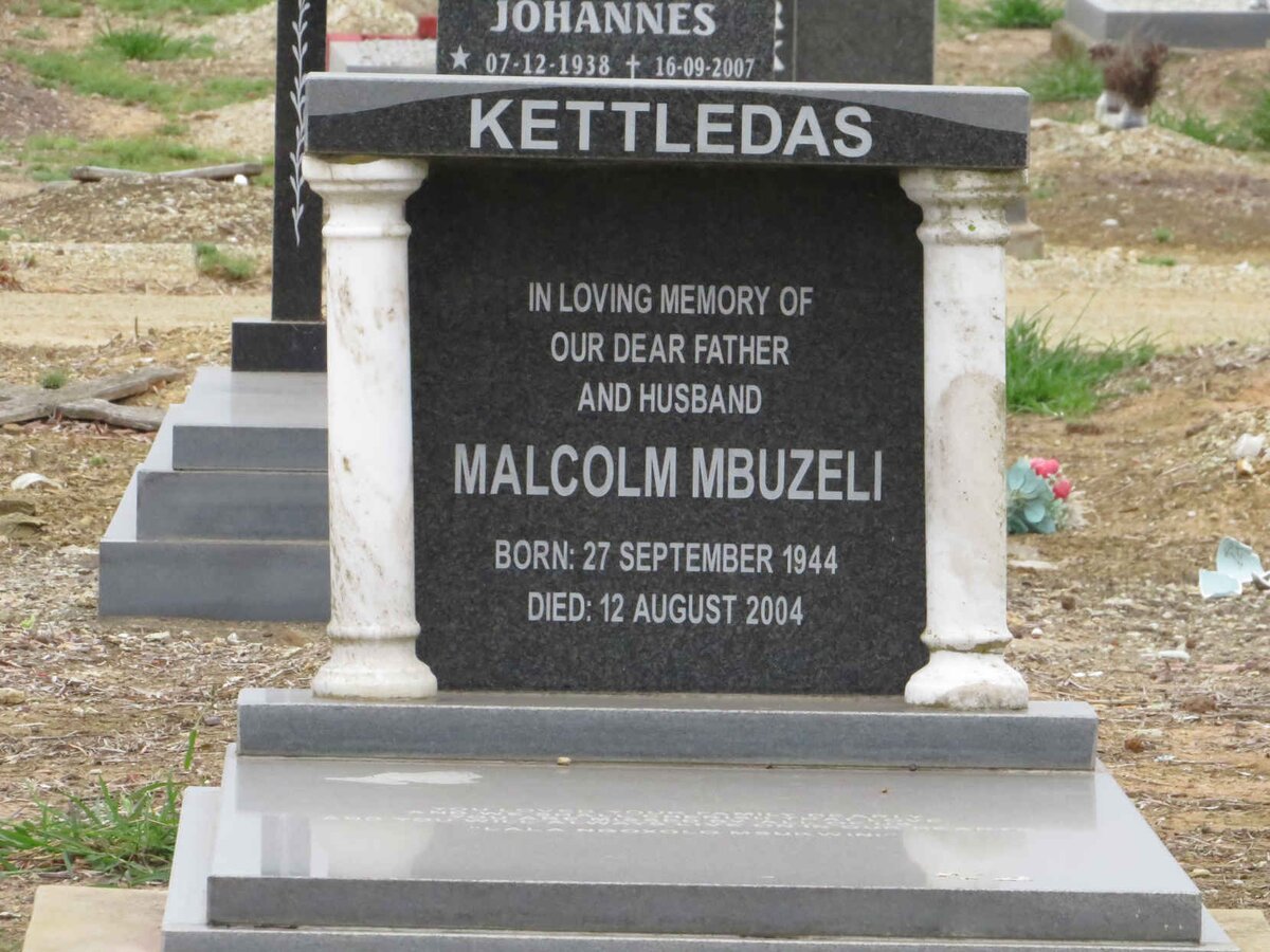 KETTLEDAS Malcolm Mbuzeli 1944-2004