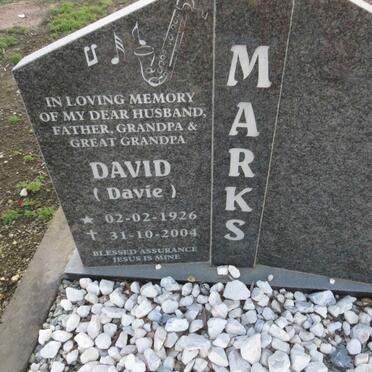 MARKS David 1926-2004 & Christina 1927-2014_1