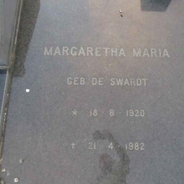 MARITZ Petrus Jacobus 1918-1993 & Margaretha Maria DE SWARDT 1920-1982 _3