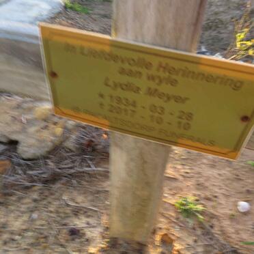 MEYER Lydia 1934-2017