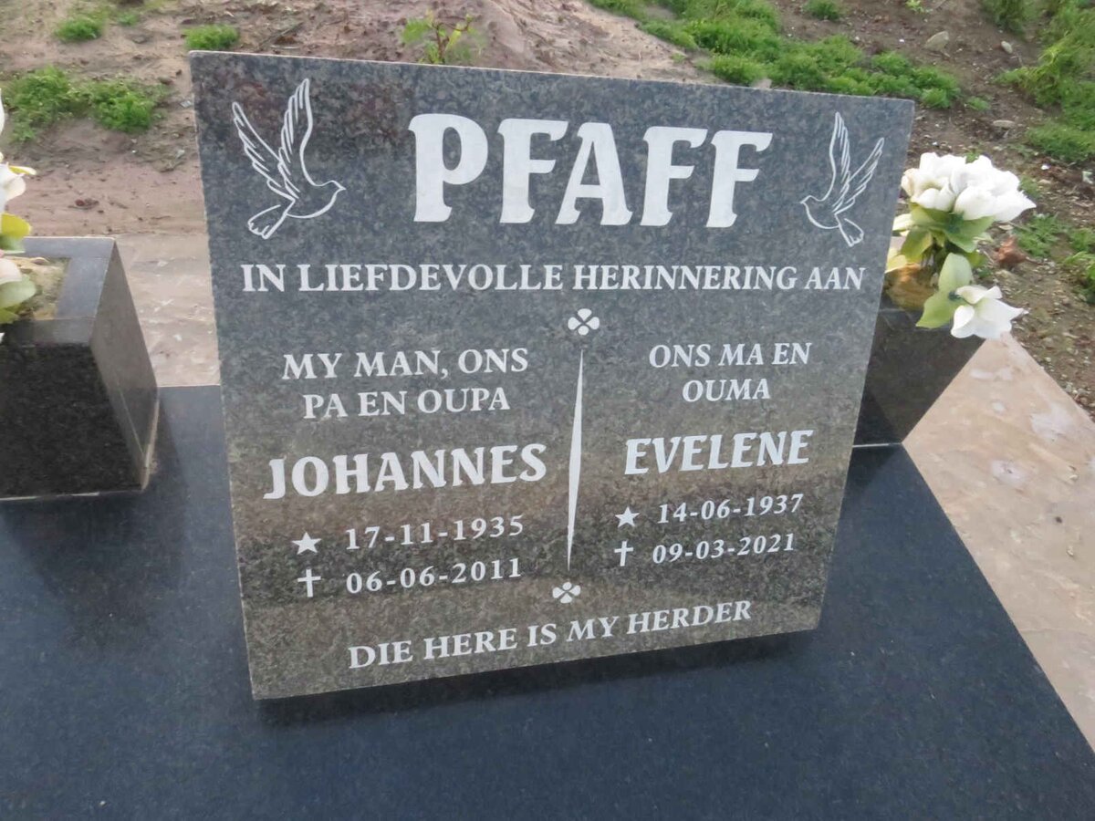 PFAFF Johannes 1935-2011 & Evelene 1937-2021