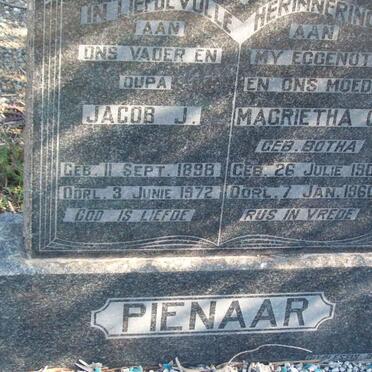 PIENAAR Jacob J. 1898-1972 &amp; Magrietha G. BOTHA 1901-1960