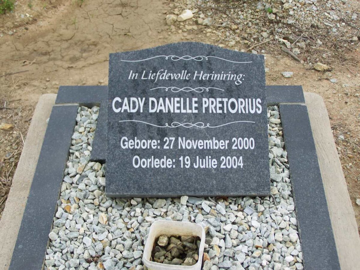 PRETORIUS Cady Danelle 2000-2004