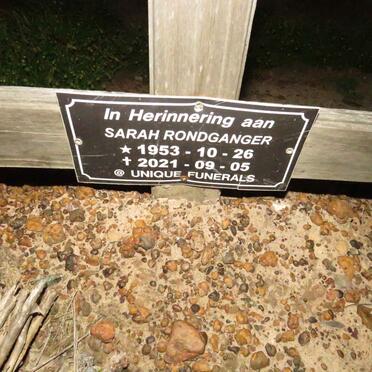 R - Vanne :: Surnames - R