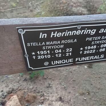 STRYDOM Pieter Sameul 1948-2022 & Stella Maria Rosila 1951-2010
