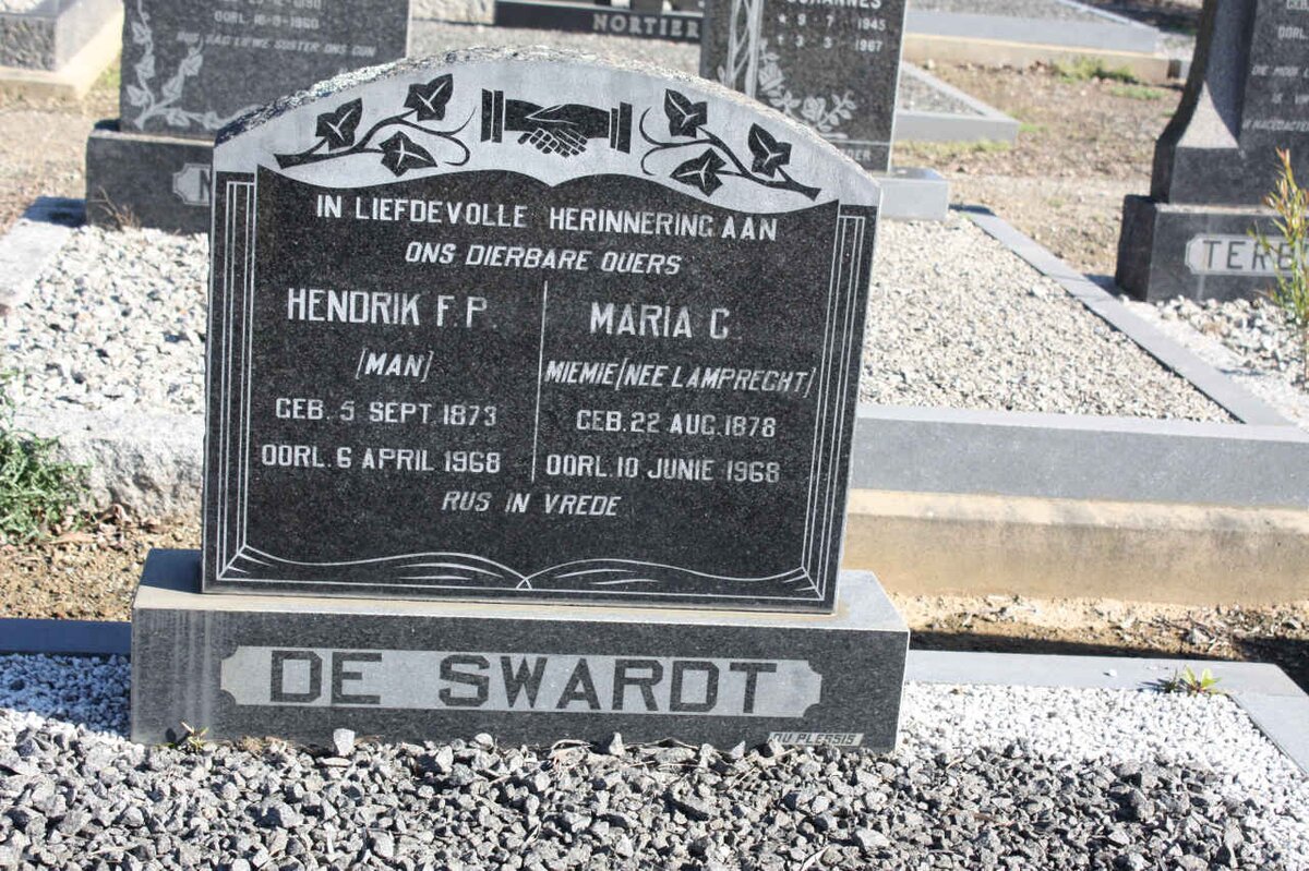SWARDT Hendrik F.P., de 1873-1968 &amp; Maria G. LAMPRECHT 1878-1968