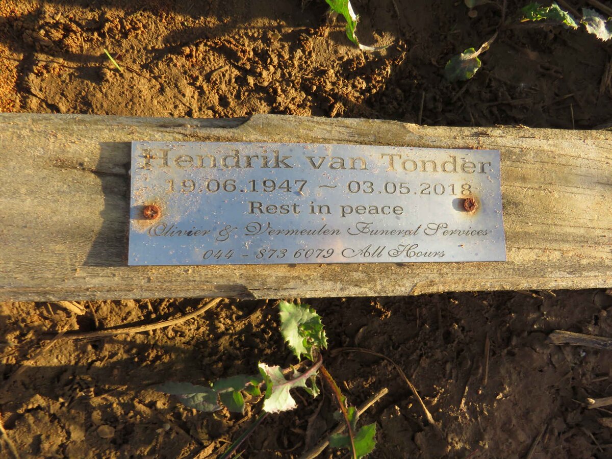 TONDER Hendrik, van 1947-2018