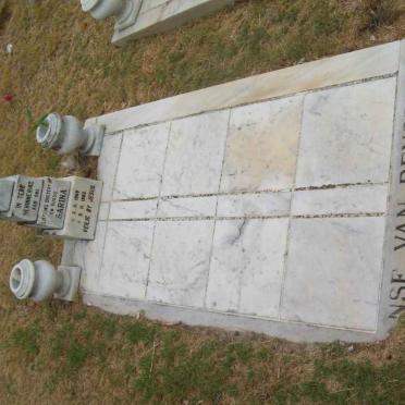 RENSBURG Sarina, Janse van 1969-1983