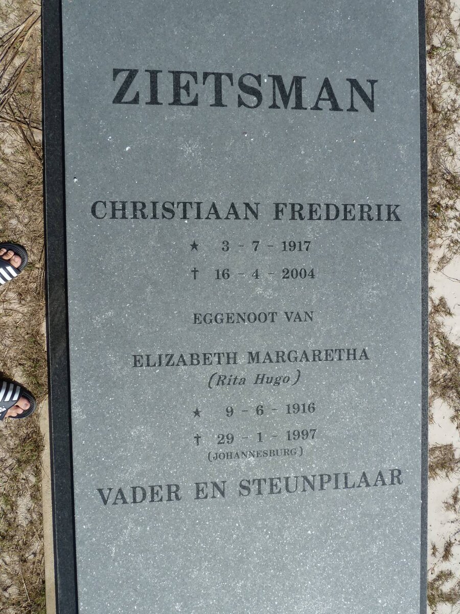 ZIETSMAN Christiaan Frederik 1917-2004 &amp; Elizabeth Margaretha HUGO 1916-1997