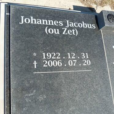 ZWIEGERS Johannes Jacobus 1922-2006 &amp; Anna Catharina JANSEN VAN VUUREN 1923-1997