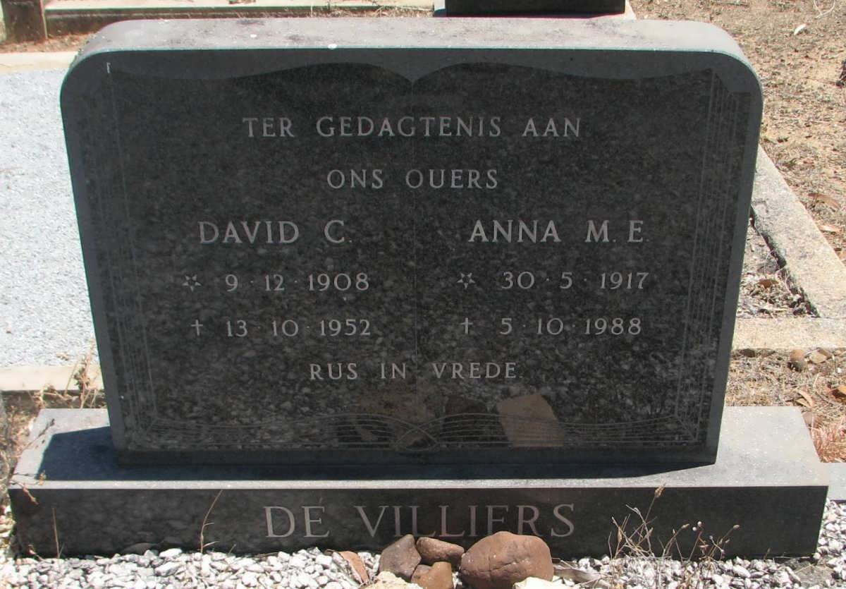 VILLIERS David C., de 1908-1952 &amp; Anna M.E. 1917-1988