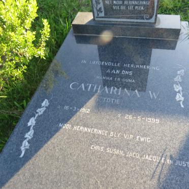 PIO Catharina W. 1912-1999