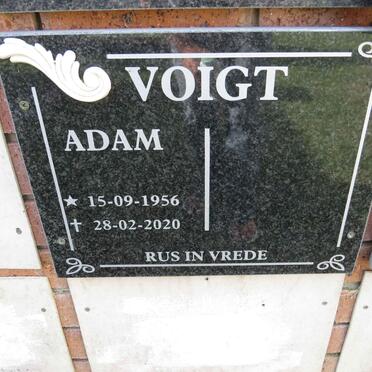 VOIGT Adam 1956-2020
