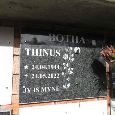 BOTHA Thinus 1944-2022