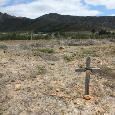 Western Cape, GEORGE district, Croxden 90, R29 Roadside Memorial