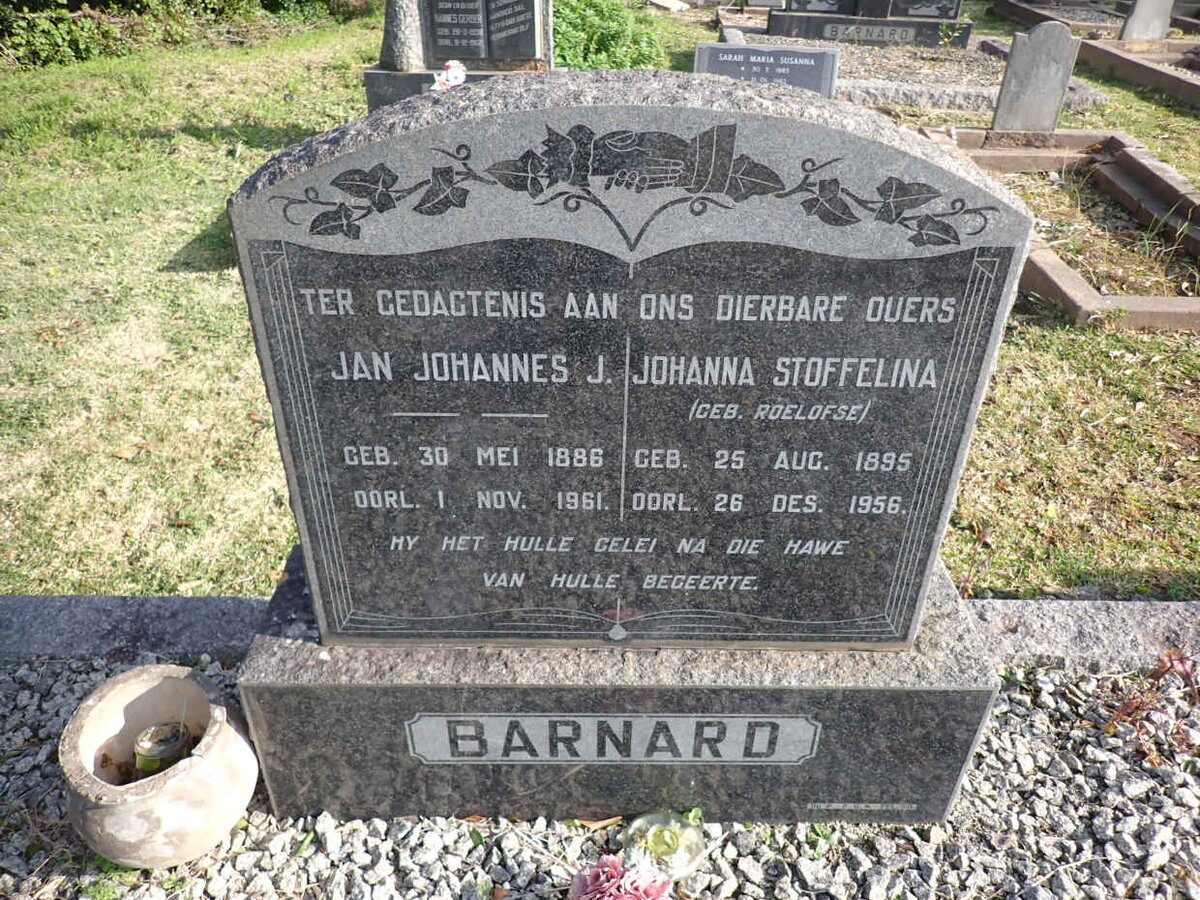 BARNARD Jan Johannes J. 1886-1961 & Johanna Stoffelina ROELOFSE 1895-1956