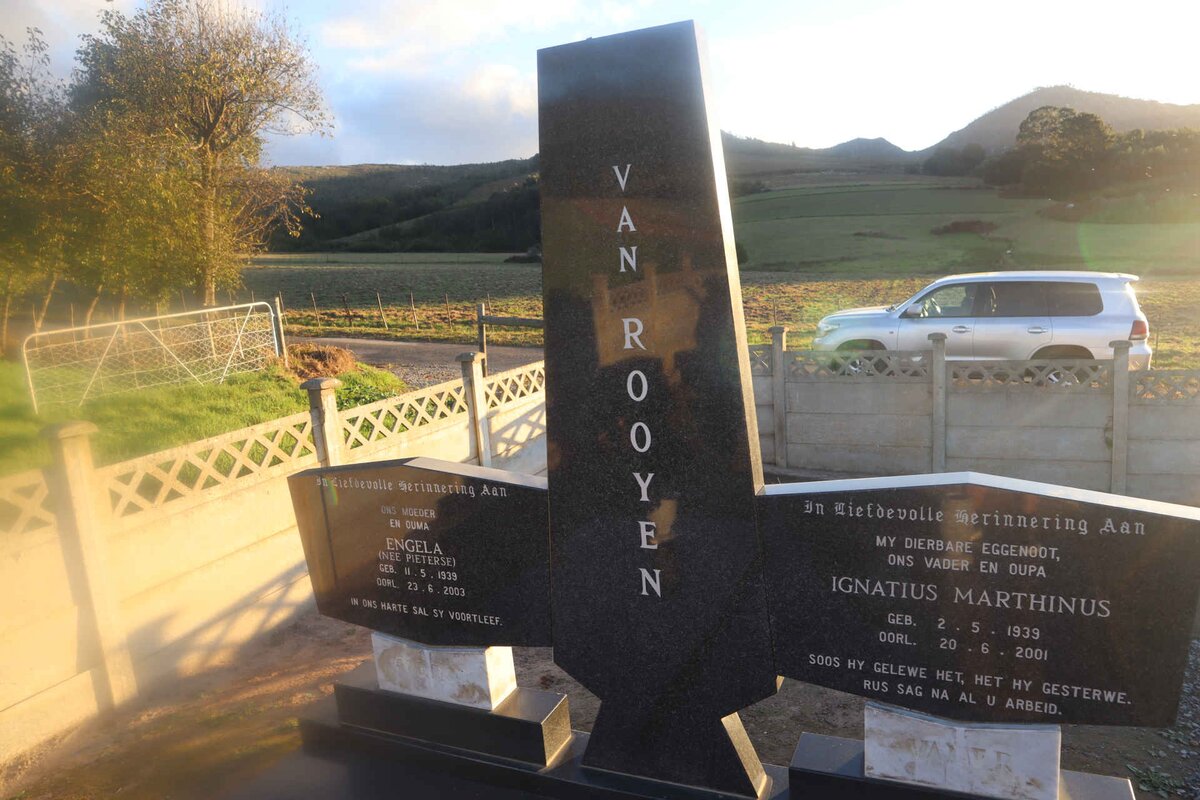 ROOYEN Ignatius Marthinus, van 1939-2001 & Engela PIETERSE 1939-2003 