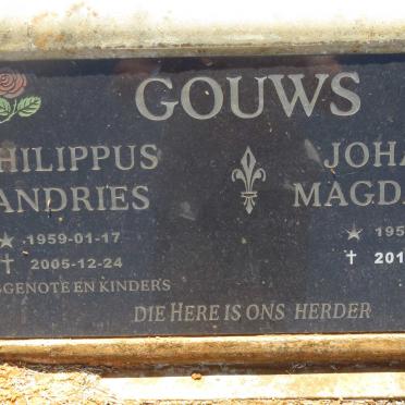 GOUWS Philippus Andries 1959-2005 &amp; Johanna Magdalena 1950-2012