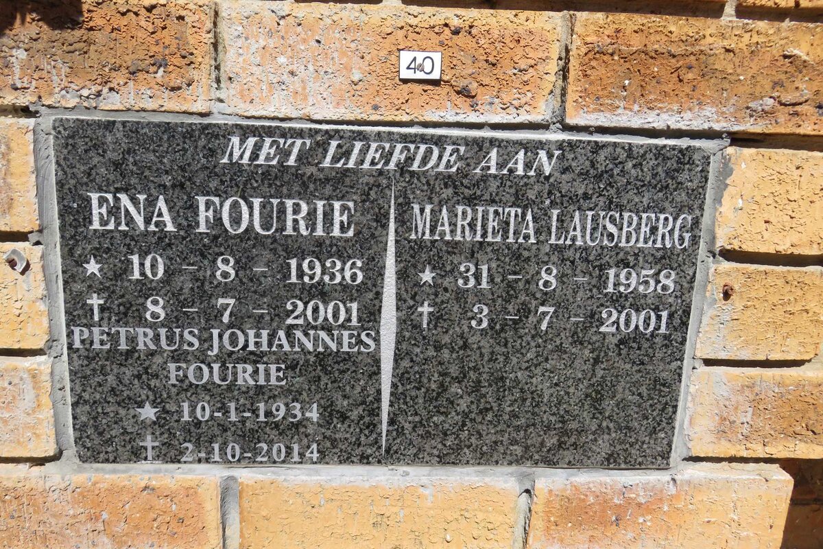 FOURIE Petrus Johannes 1934-2014 &amp; Ena 1936-2001 :: LAUSBERG Marieta 1958-2001