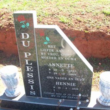 PLESSIS Hennie, du 1938- &amp; Annette 1942-2004