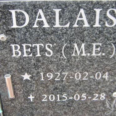 DALAIS M.E. 1927-2015