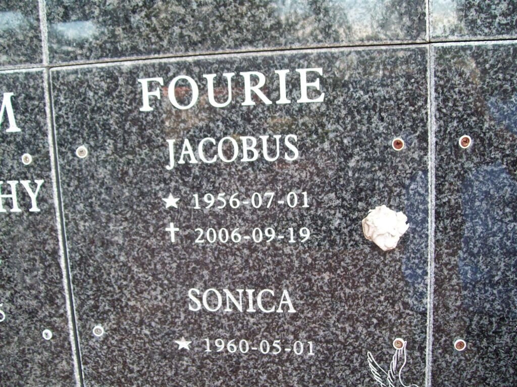 FOURIE Jacobus 1956-2006 &amp; Sonica 1960-