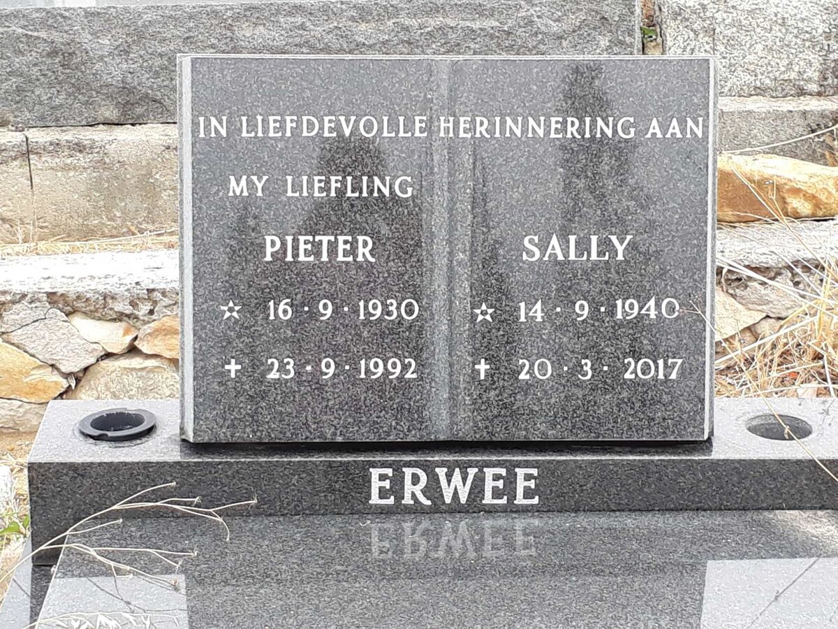ERWEE Pieter 1930-1992 &amp; Sally 1940-2017