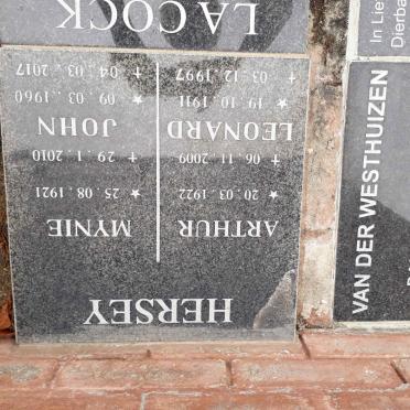 HERSEY Leonard 1911-1997 :: HERSEY Arthur 1922-2009 &amp; Mynie 1921-2010 :: HERSEY John 1960-2017