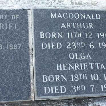 MACDONALD Arthur 1902-1976 &amp; Olga Henrietta 1912-1995