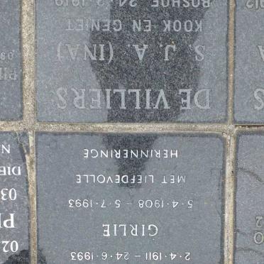 SEGAL Jot 1911-1993 :: SEGAL Girlie 1908-1993 :: DE VILLIERS S.J.A. 1919-2010