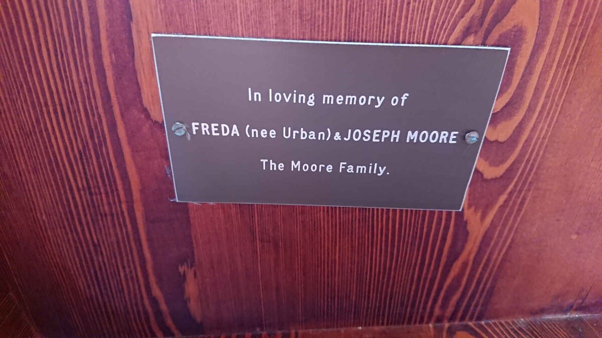 MOORE Joseph &amp; Freda URBAN