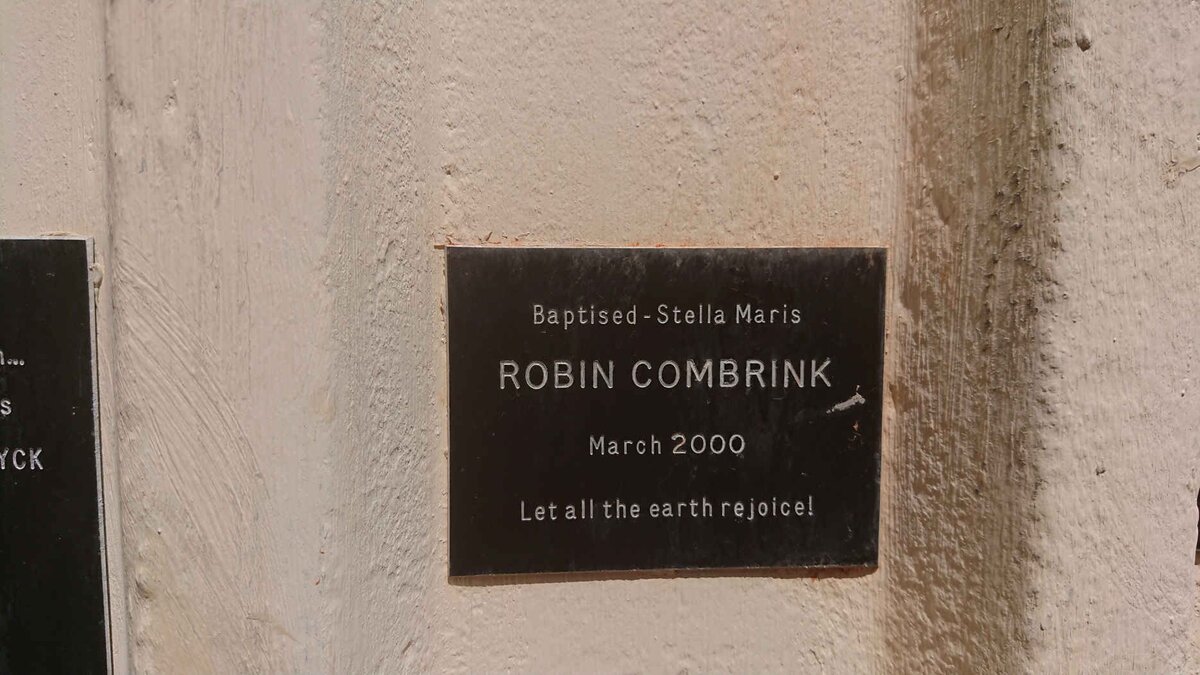 COMBRINK Robin