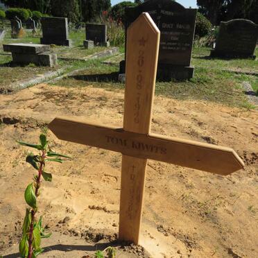 KIWITS Tom 1946-2023