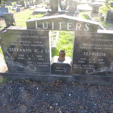 LUITERS C.J.S. 1922-1996 &amp; Elfrieda 1926-1996