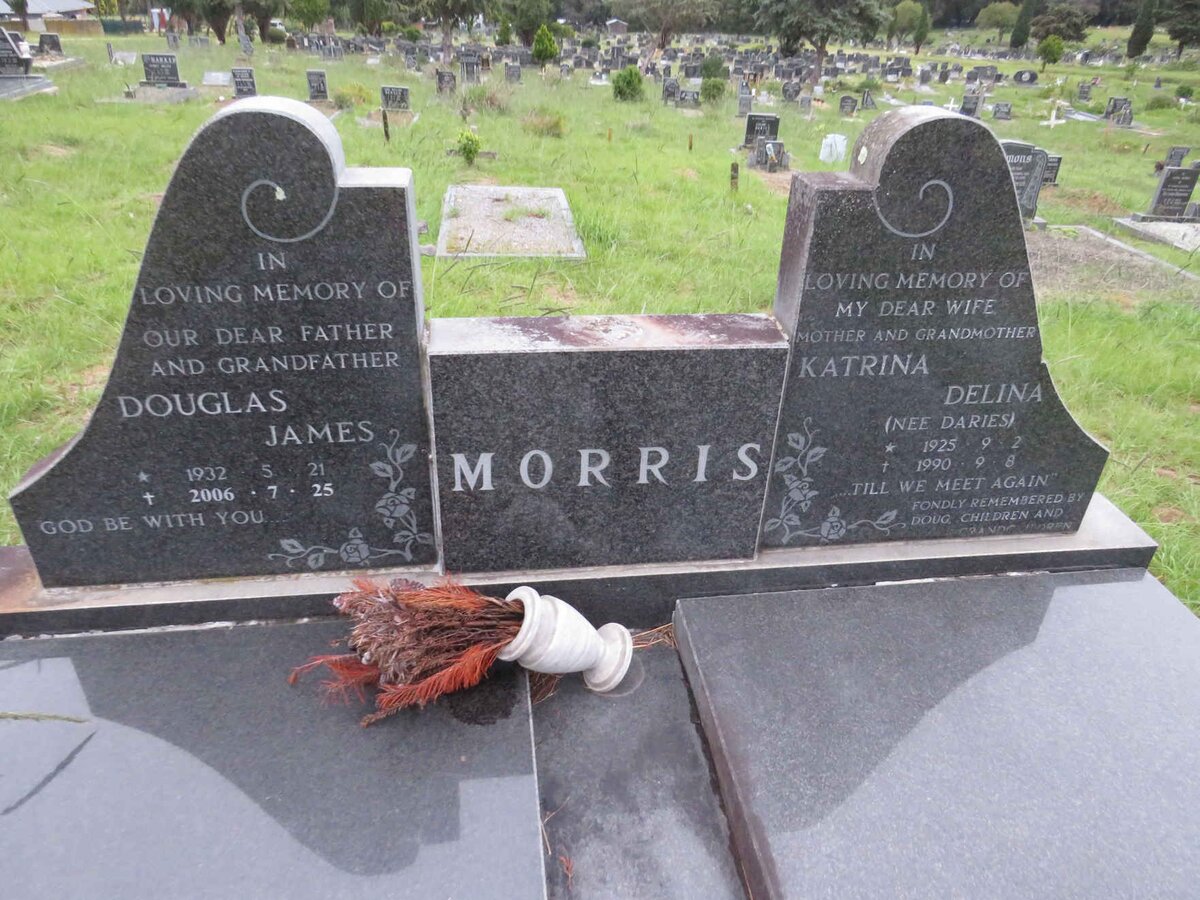 MORRIS Douglas James 1932-2006 & Katrina Delina DARIES 1925-1990