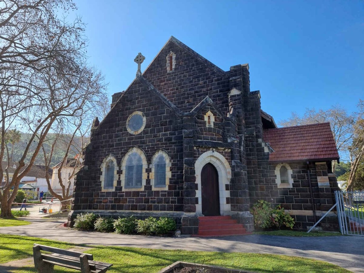 5. Overview of the new church / Oorsig van die nuwe kerkgebou