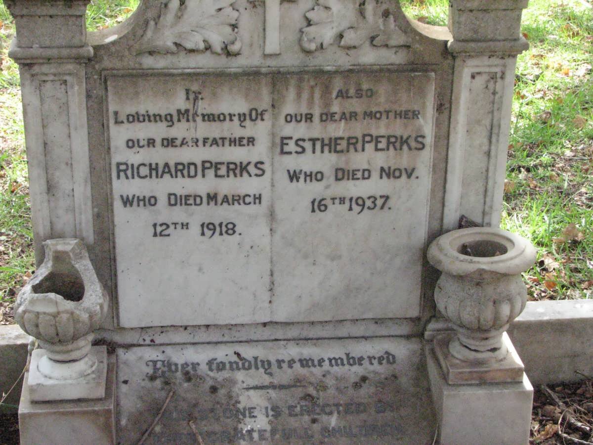 PERKS Richard -1918 &amp; Esther -1937