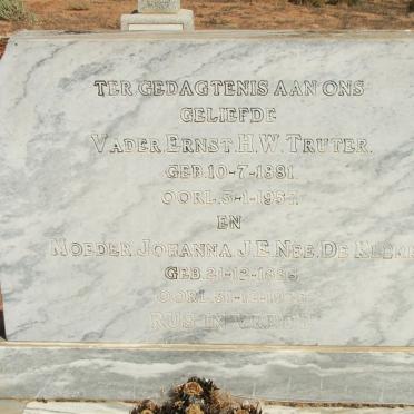 TRUTER Ernst H.W. 1881-1957 &amp; Johanna J.E. DE KLERK 1888-1975