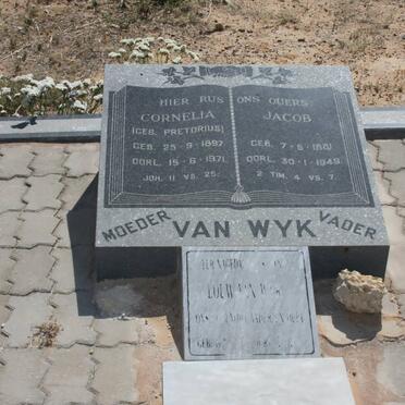 WYK Jacob, van 1881-1949 &amp; Cornelia PRETORIUS 1897-1971 :: VAN WYK Louw, 19??-2001